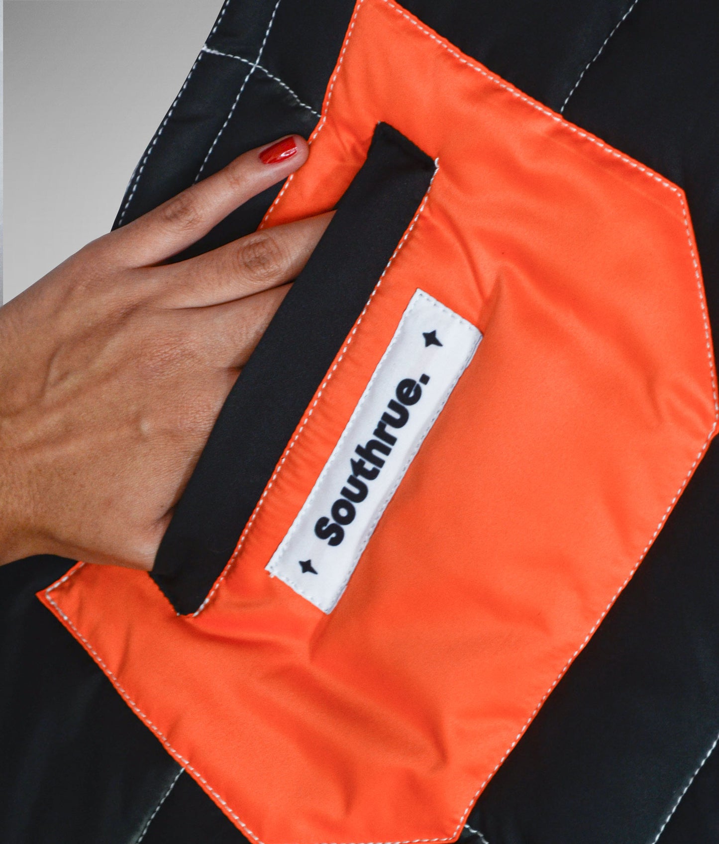 Puffer totebag clasica - Negro + naranja